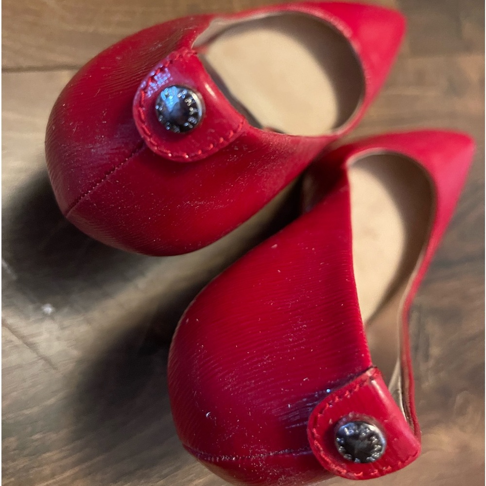 Michael Kors Cherry red heels - Picture 3 of 16